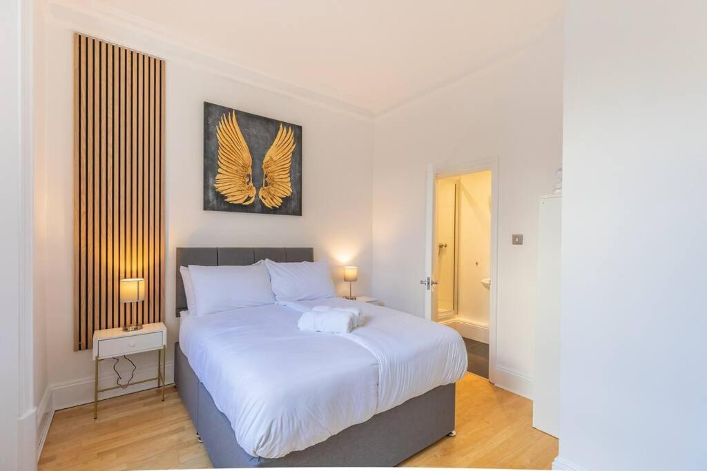 Appartamento Victorian Flat Close To Station With Large Garden Hove Esterno foto